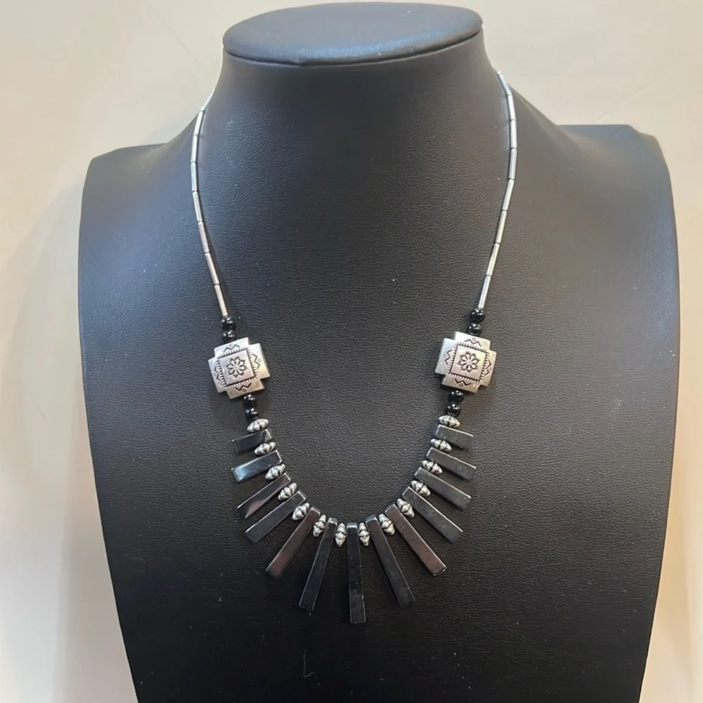 NECKLACE 8 inch Black Metallic and Silver colored hook Women’s Jewelry